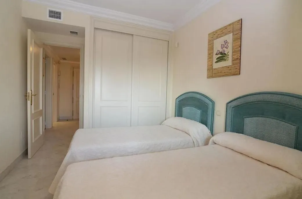 San Pedro De Alcantara Estupendo Piso 2 Hab, Salon, Wifi Apartment Marbella 0*,  Spain